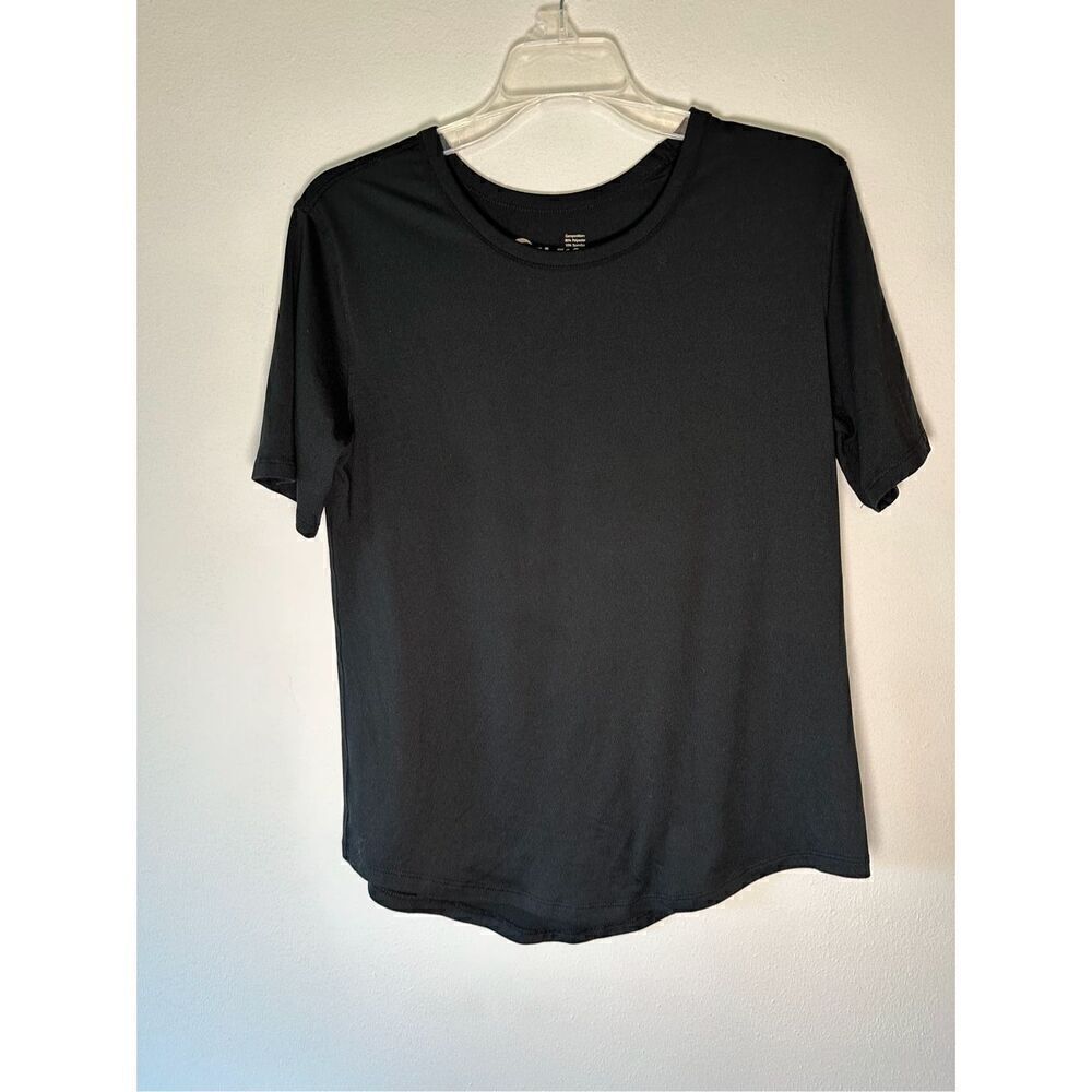 Zyia women’s short sleeve black athletic top size Medium. #8-1532